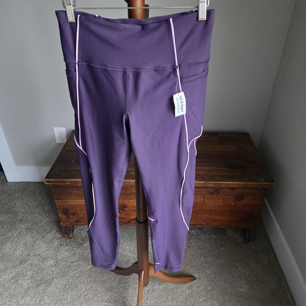 Old Navy Women's Purple Leggings